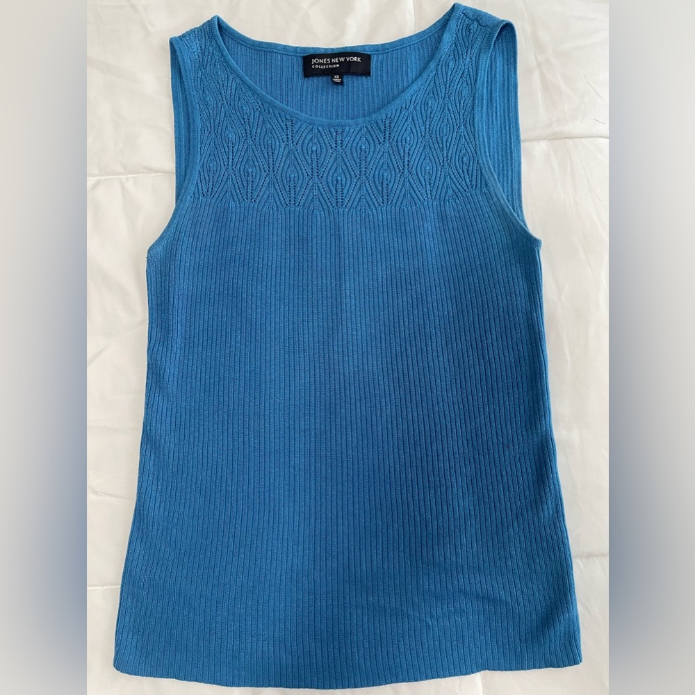Blue knit top